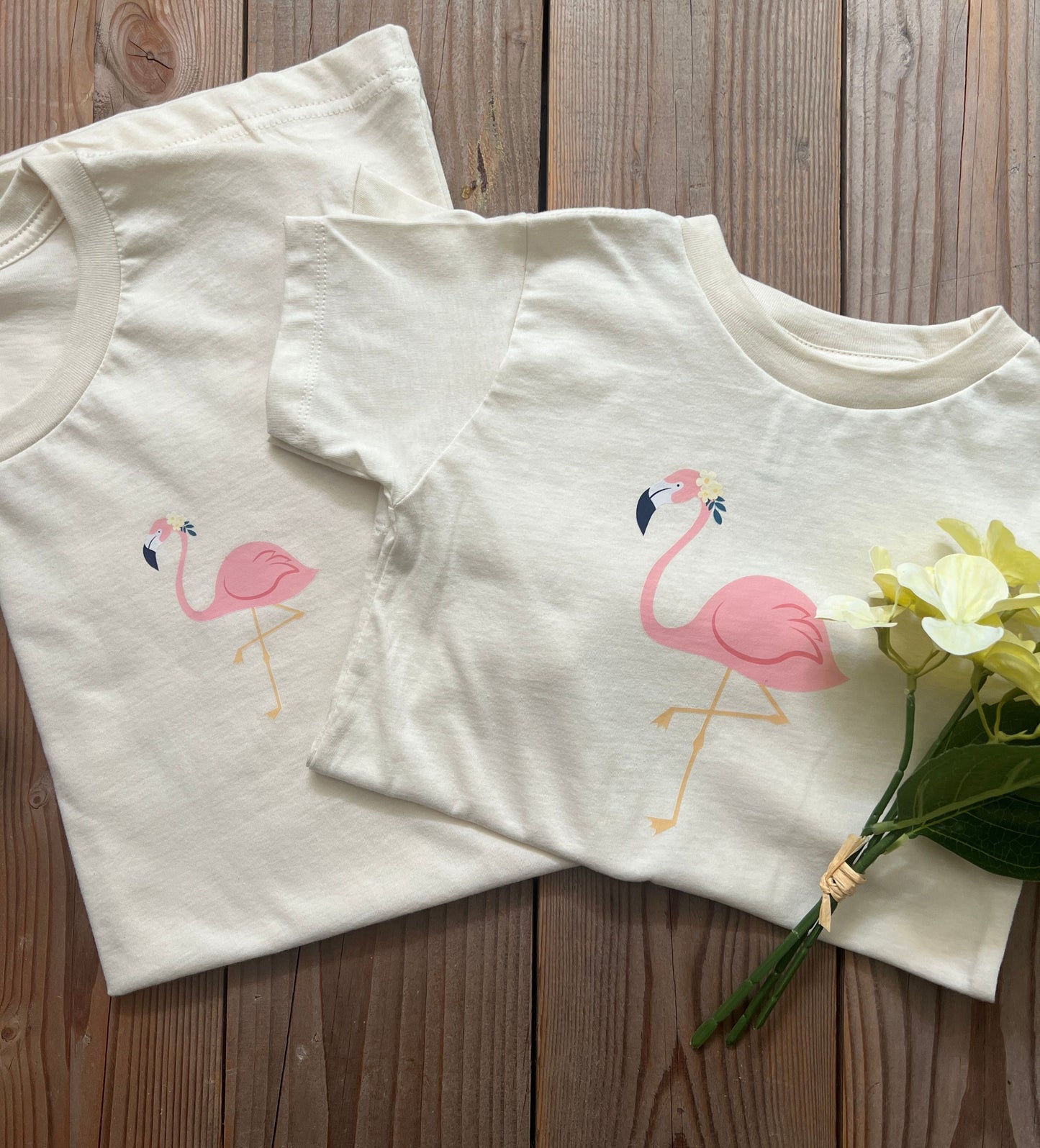 Girl's pink flamingo t-shirt